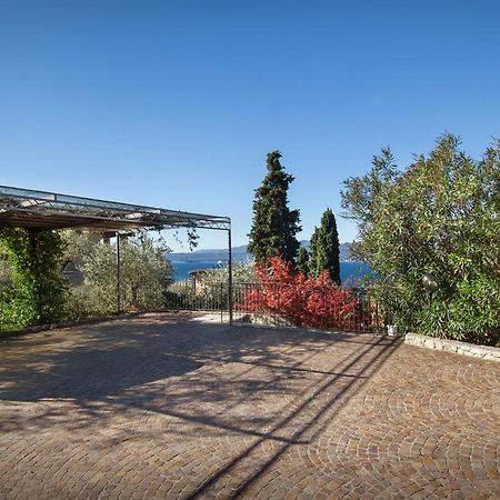 Villa Loncrino - Fine Living Torri Del Benaco Eksteriør billede