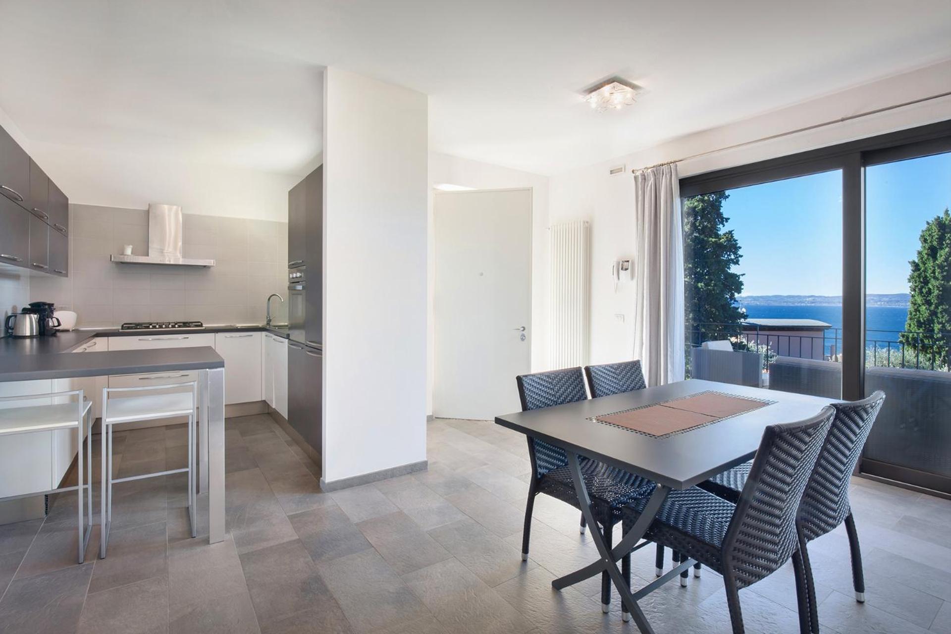 Villa Loncrino - Fine Living Torri Del Benaco Eksteriør billede